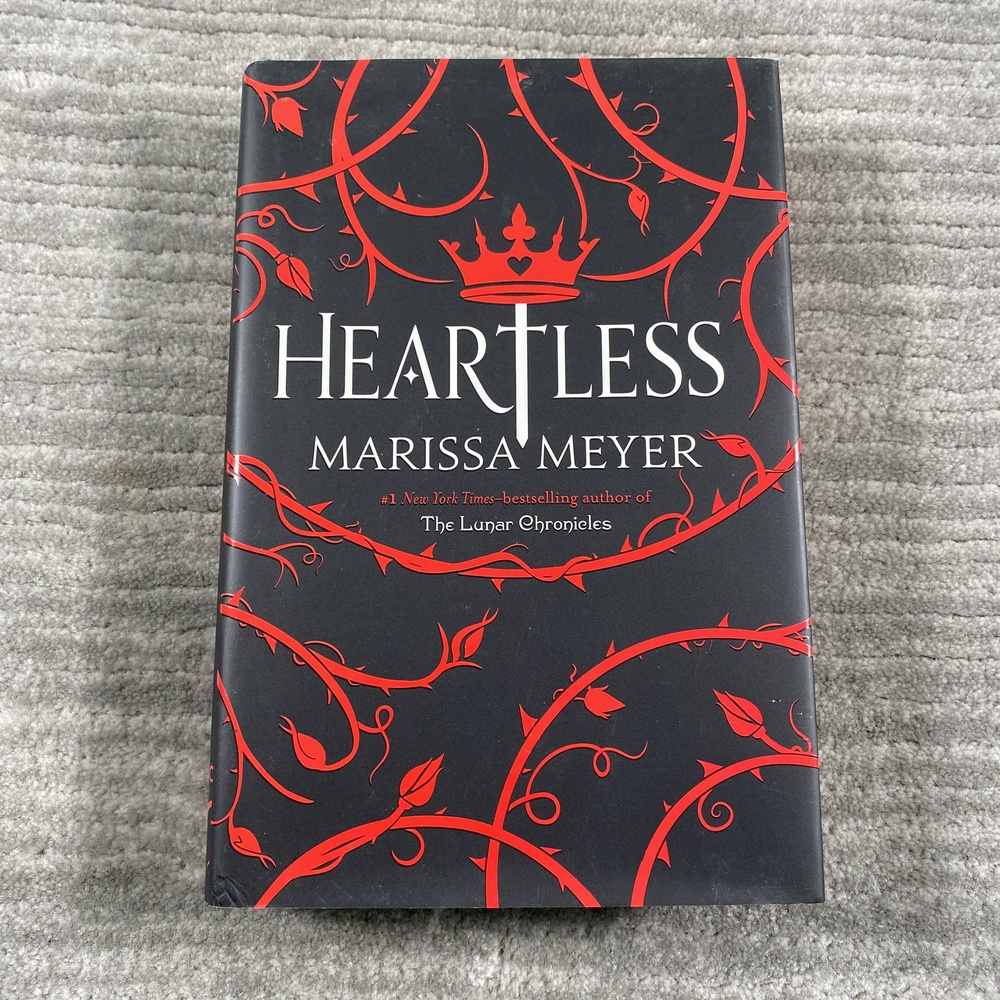 Heartless Marissa Meyer YA Fantasy Wonderland Queen Of Hearts Novel HC Book